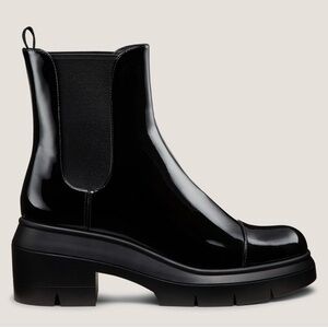 NWT Stuart Weitzman ‘Norah’ Chelsea boots in patent leather - 8.5 W